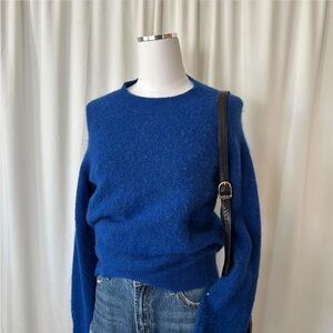 Bartolini Crewneck wool blend sweater blue size small.